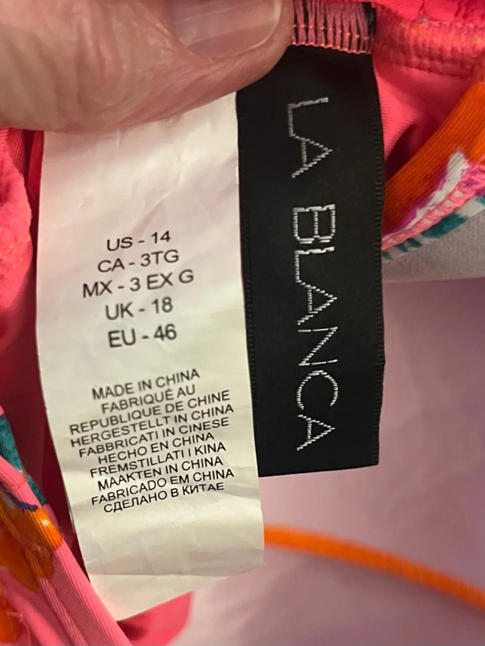 La Blanca Isla Del Sol Floral Twist-Front One-Piece Swimsuit,  Size 14. - Picture 8 of 9